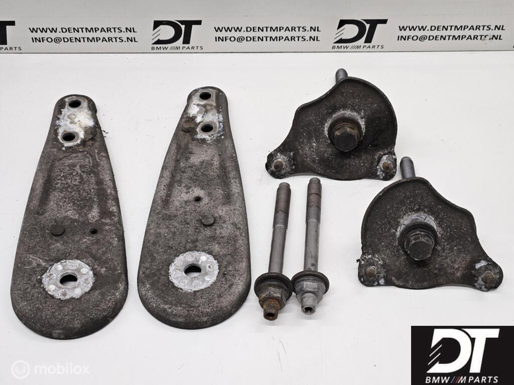 Achteras bevestigingen BMW M5 E60, Auto-onderdelen, Gebruikt, Ophalen of Verzenden, BMW, BMW