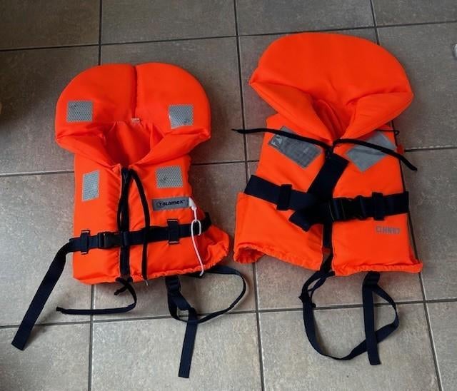 Twee reddingsvesten voor kinderen 5-30 kg., Ophalen, Talamex en HN97, Jongen of Meisje, One size