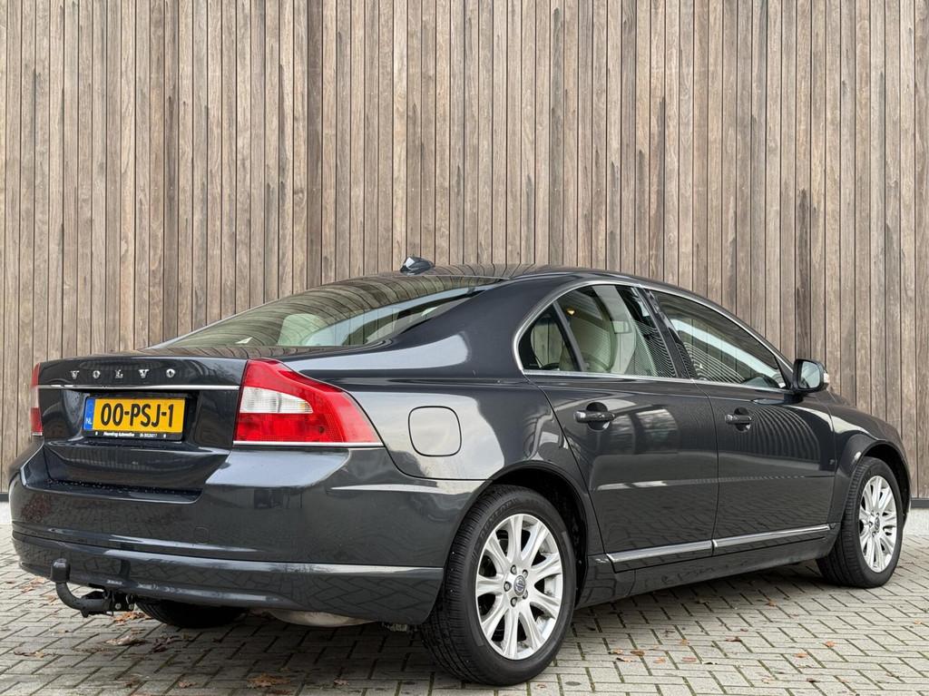 Volvo S80 2.0 T5 241pk Momentum | BI-Xenon Koplampen| NL-Aut, Euro 5, 4 cilinders, Navigatiesysteem, 1499 kg