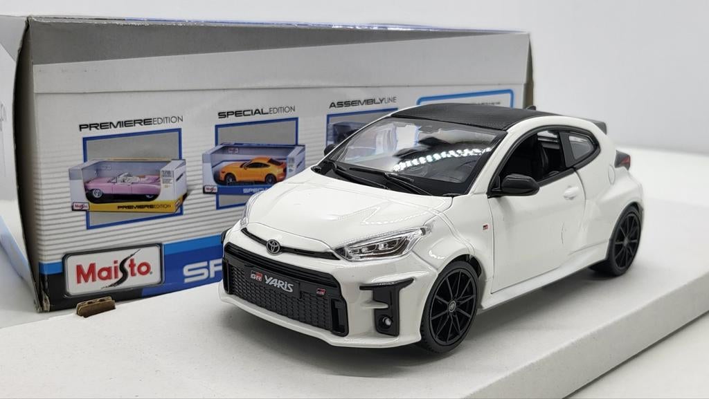 Toyota GR Yaris, wit, 2021, 1:24, Ophalen of Verzenden, Nieuw, Maisto