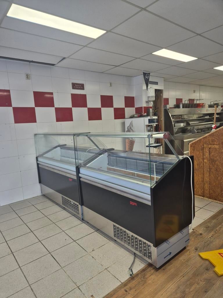 GGM Gastro Ijsvitrine's - 9 en 6 bak, Ophalen, Gebruikt, Barinrichting