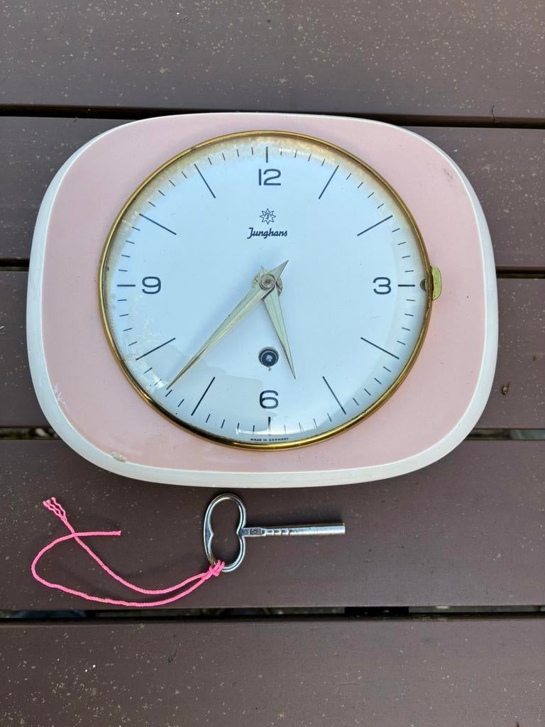 Vintage porseleinen keukenklok van Junghans, Antiek en Kunst, Antiek | Klokken, Ophalen of Verzenden