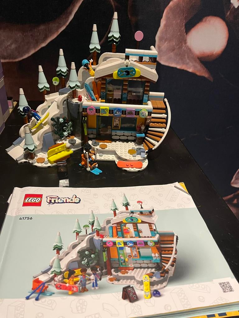 Lego Friends Ski Resort Chalet (41756) met handleiding, Kinderen en Baby's, Speelgoed | Duplo en Lego, Ophalen, Zo goed als nieuw