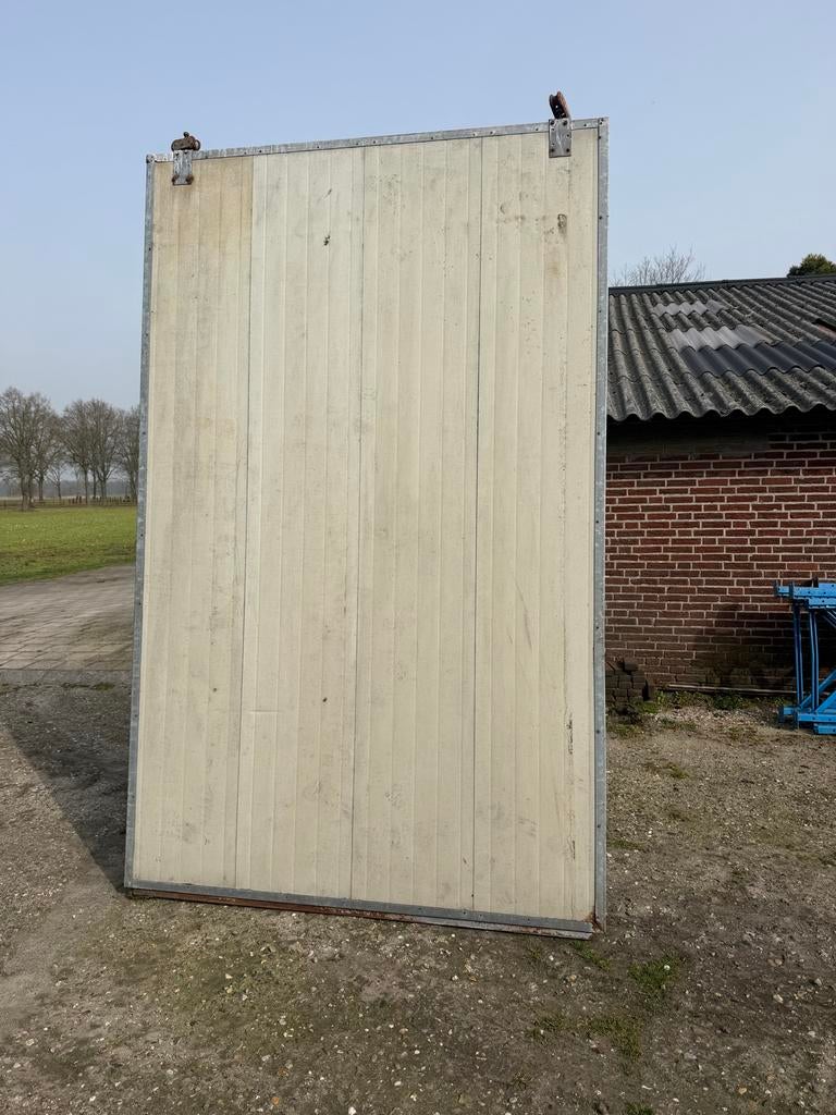 2 Schuifdeuren 330x200cm met 775cm rail, Doe-het-zelf en Verbouw, Deuren en Horren, Ophalen, Gebruikt, Overige typen, Schuifdeur