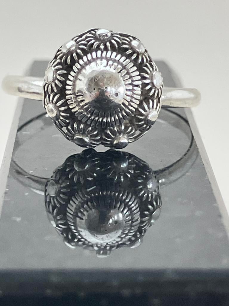 Zilveren ring Zeeuwse knoop, Ophalen of Verzenden, Dame, Zilver, Kleiner dan 17