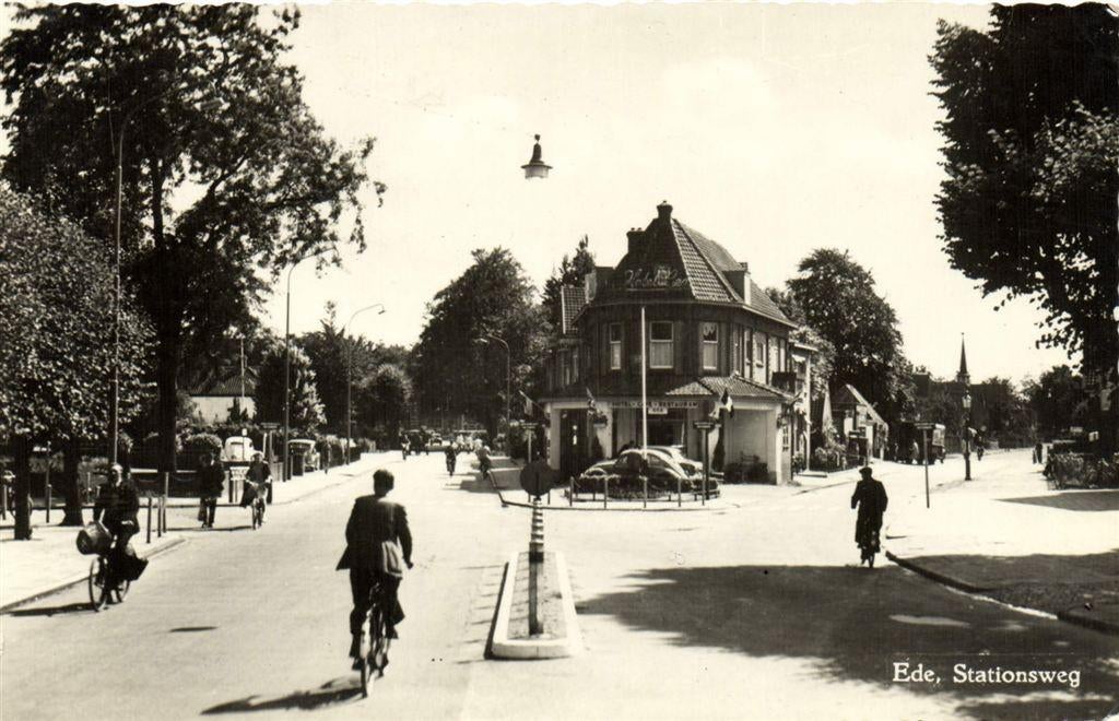 Ede, Stationsweg - VW-kever - 1958 gelopen, Verzenden, Voor 1920, Gelopen, Gelderland