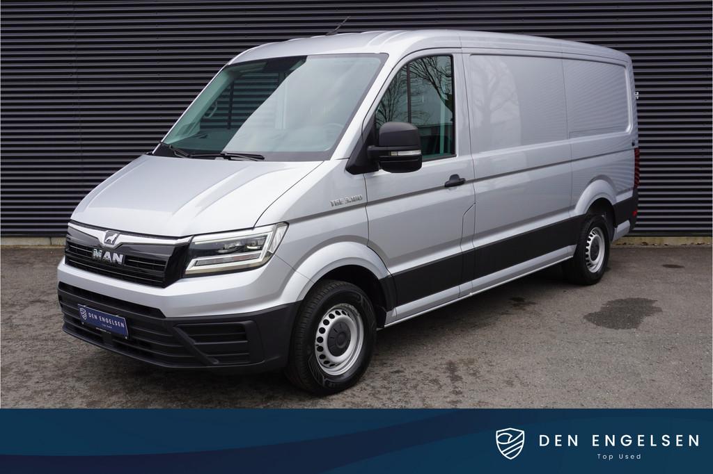 MAN TGE 3.180 180pk L3H2/L2H1 LED Navigatie Apple Carplay Ca, Auto's, Voorwielaandrijving, Stof, Gebruikt, Zwart