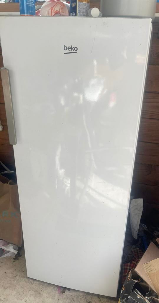 Beko koelkast, Witgoed en Apparatuur, Koelkasten en IJskasten, 200 liter of meer, Ophalen, Zo goed als nieuw, 160 cm of meer
