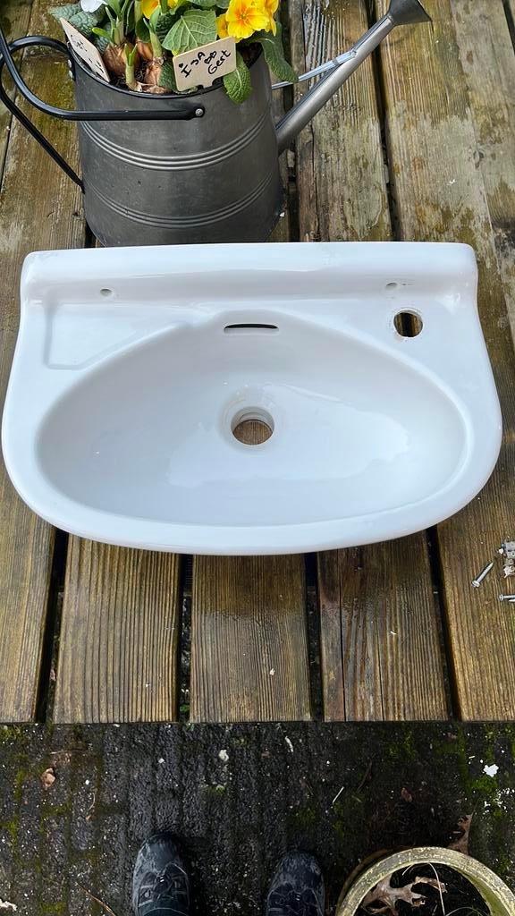 GRATIS toilet wasbak, Ophalen, Zo goed als nieuw, Toilet