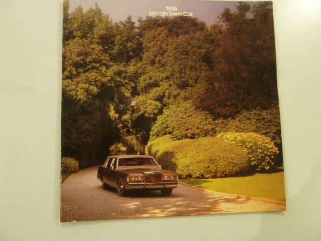 1986 Lincoln Town Car Grote Prestige Brochure USA, Ophalen of Verzenden, Gelezen, Overige merken