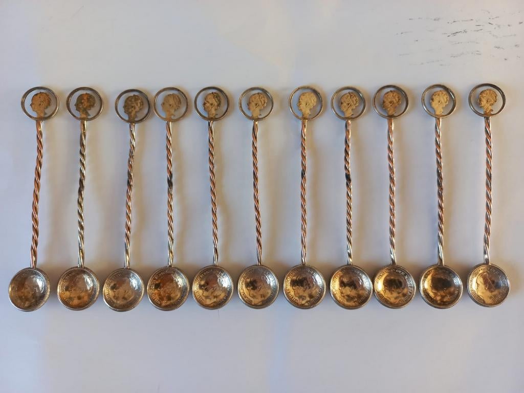 11 lepeltjes Wilhelmina stil verzet 40-45, Ophalen of Verzenden, Embleem of Badge