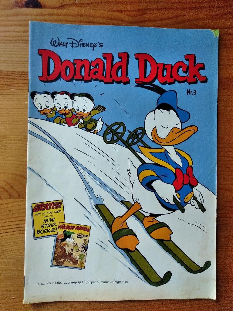 Donald Ducks 1982, Boeken, Meerdere stripboeken, Ophalen of Verzenden, Gelezen