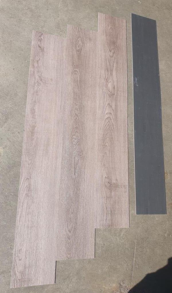 Restpartij 76 m2 plak Pvc . Colour 105 - Smoked Oak, Ophalen, LG Hausys, Lyoner Str. 30, 528 Frankfurt, Duitsland, 75 m² of meer