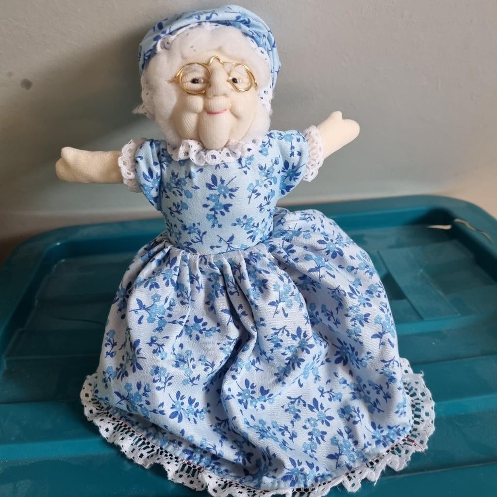 Omkeerbare handpop: Wolf en Oma (Roodkapje), Ophalen of Verzenden, Zo goed als nieuw, Overige typen