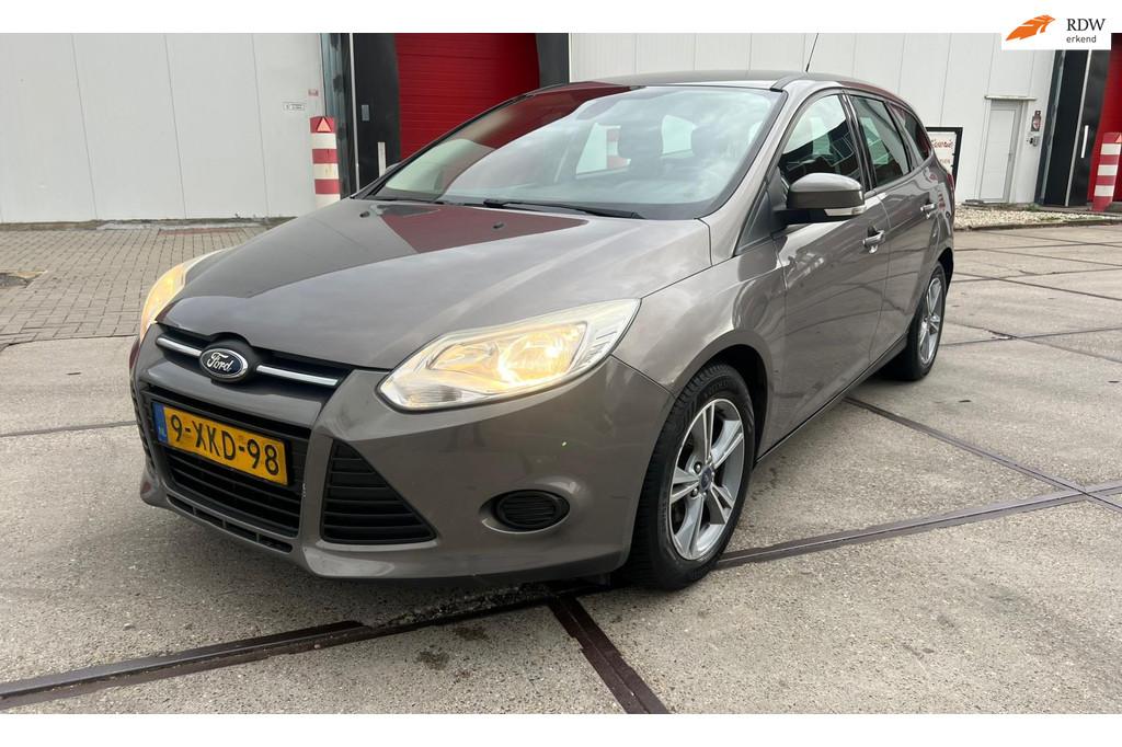 Ford Focus Wagon 1.0 EcoBoost Edition navi- nw distributie, Euro 5, 101 pk, Gebruikt, Bruin