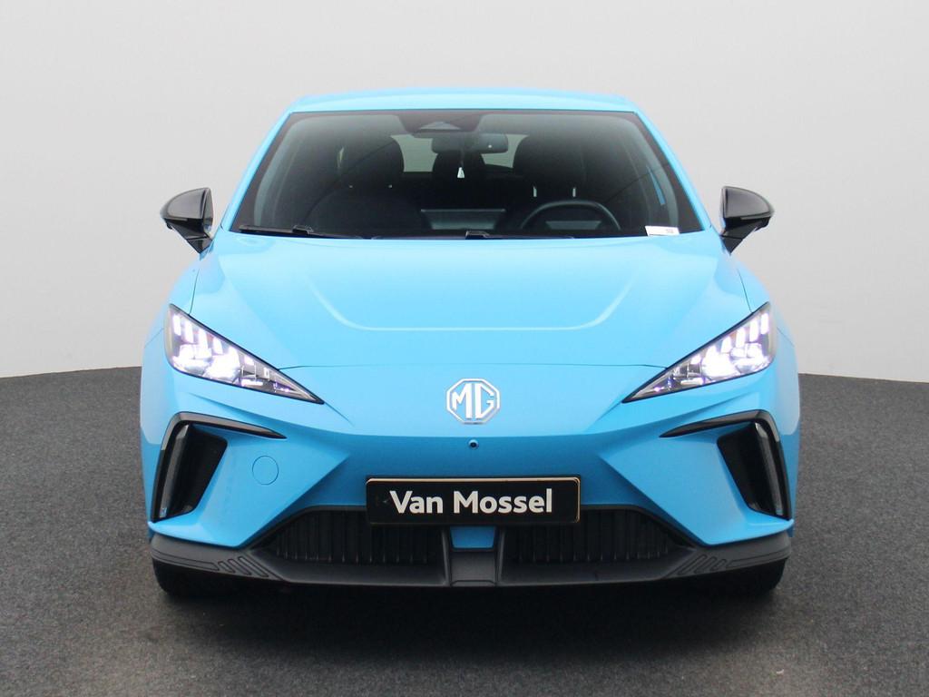 MG MG4 64 kWh Luxury | Parkeer camera | Cruise control, Auto's, MG, Automaat, 12 maanden, Gebruikt, 1675 kg