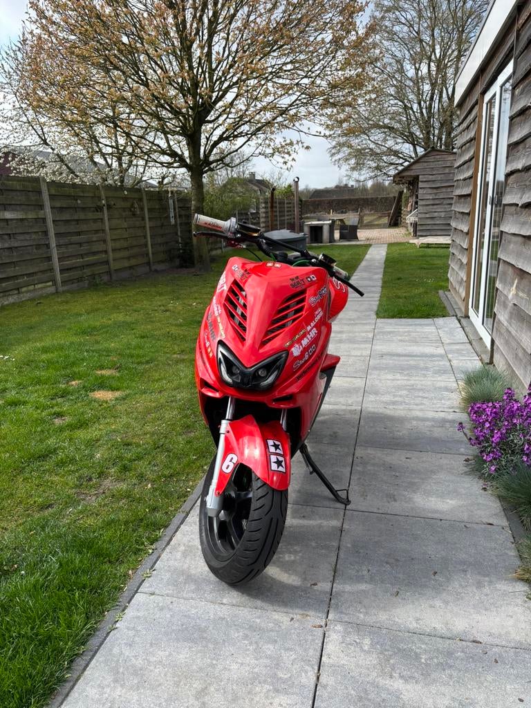 Aerox 70cc, Fietsen en Brommers, Scooters | Yamaha, Zo goed als nieuw, Aerox, Tweetakt, Ophalen