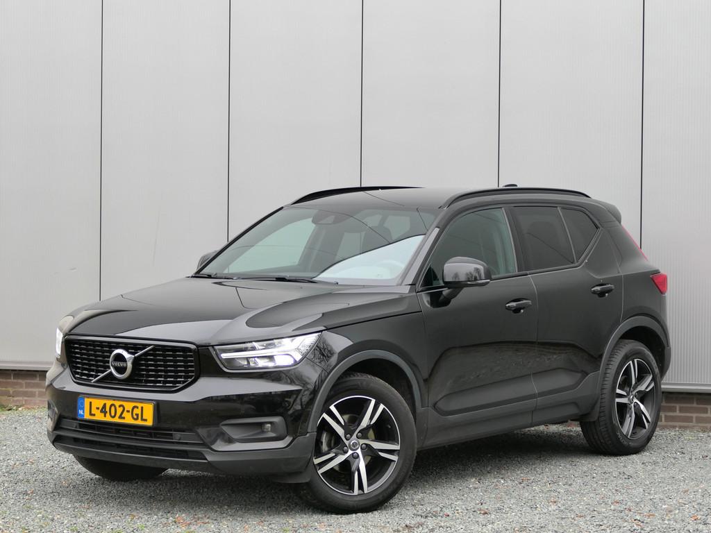 Volvo XC40 1.5 T2 AUT R-Design Camera / pilot assist / Stuur, Gebruikt, Adaptive Cruise Control, Zwart, Origineel Nederlands
