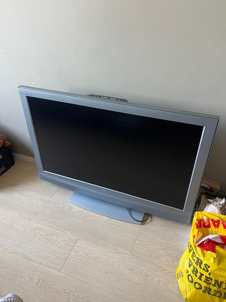 Sony Bravia 32" LCD defect - Onderdelen/Opknapper, LCD, Ophalen of Verzenden, Sony, Niet werkend