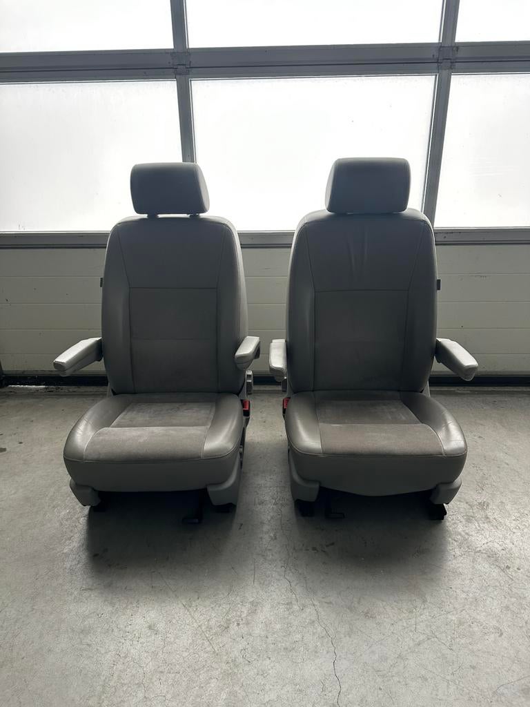VW T5 / T6 Multivan Transporter stoelen + consoles, Auto-onderdelen, Interieur en Bekleding, Ophalen, Gebruikt, Volkswagen