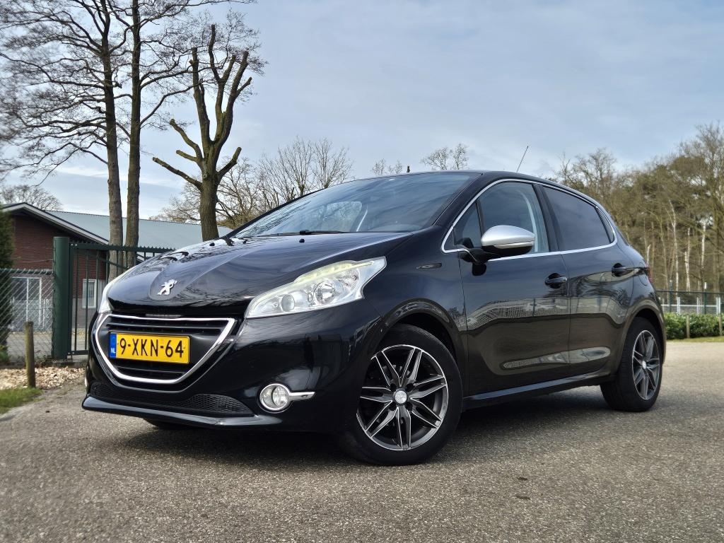 Peugeot 208 1.6 e-HDi Blue Lease (bj 2014), Euro 5, Gebruikt, 4 cilinders, 1055 kg