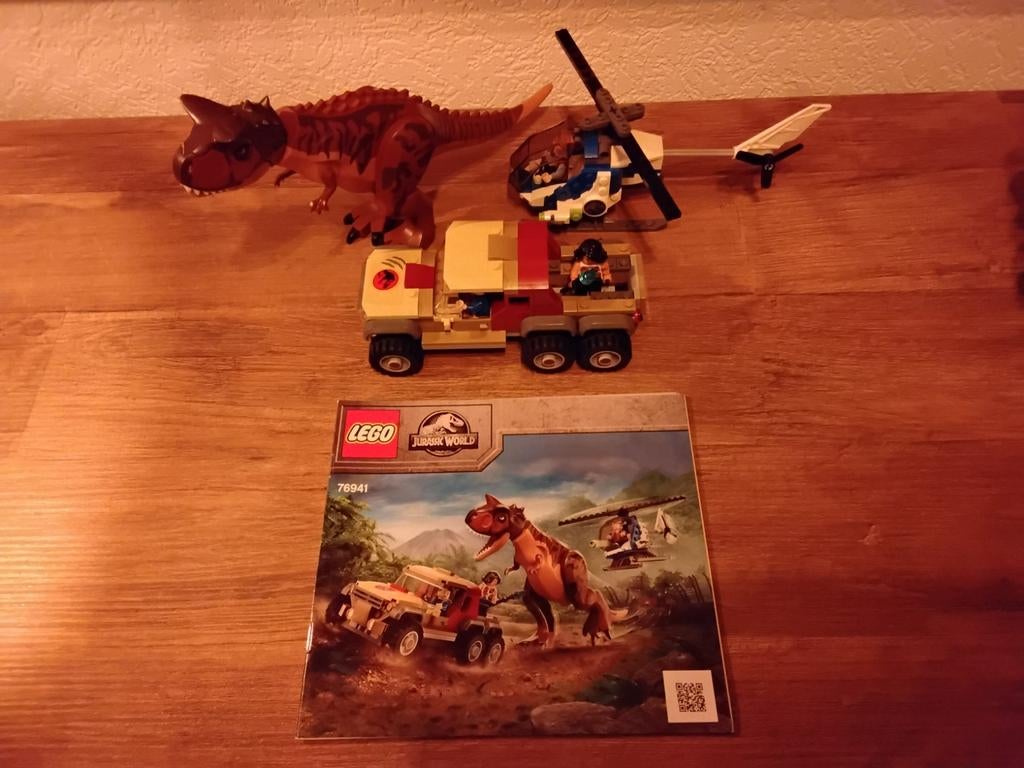 LEGO Jurassic World set 76941 - Carnotaurus achtervolging., Kinderen en Baby's, Speelgoed | Duplo en Lego, Ophalen of Verzenden