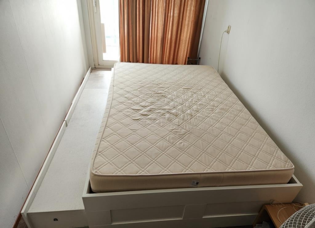 IKEA Bedframe met lattenbodem en 4 opberglades incl. matras, Huis en Inrichting, Slaapkamer | Stapelbedden en Hoogslapers, Ophalen