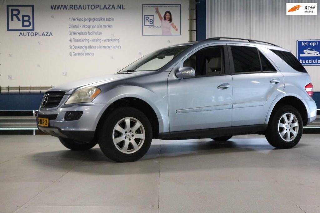 Mercedes-Benz M-klasse 350 AUTOMAAT / SCHUIFDAK / KETTING VE, Automaat, Gebruikt, Blauw, Leder