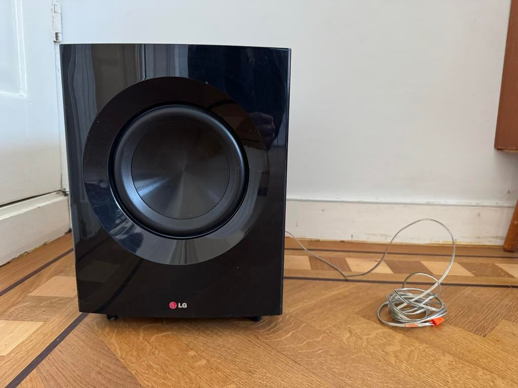 LG Subwoofer - Krachtige Bass voor Thuisbioscoop, Overige merken, Gebruikt, Subwoofer, Ophalen of Verzenden