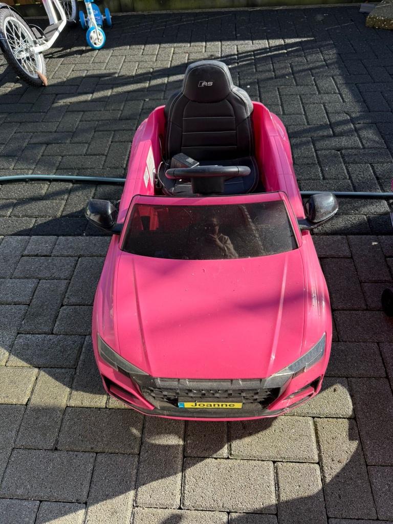 Elektrische auto, Kinderen en Baby's, Speelgoed | Speelgoedvoertuigen, Ophalen, Zo goed als nieuw