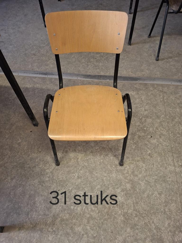 Horeca / Kantine Inboedel: Stoelen, Buro's, Tafels, Kantine of Aula, Ophalen, Gebruikt, Complete inventaris