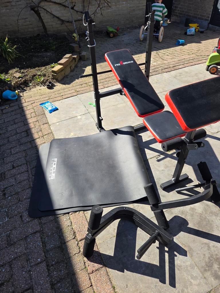 Fitnessbank met haltersteun, Sport en Fitness, Fitnessmaterialen, Ophalen, Zo goed als nieuw, Armen, Fitnessbank