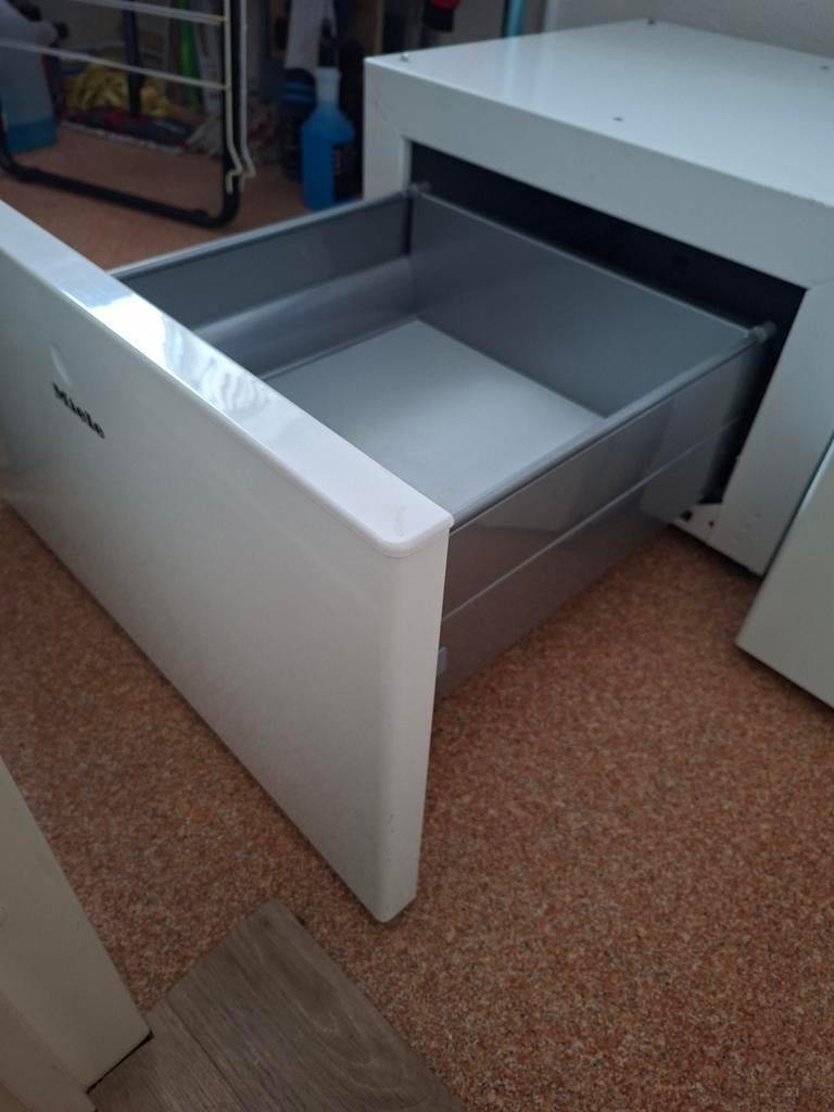 Miele WTS510 verhoger

Voor wasmachine en droger, Ophalen