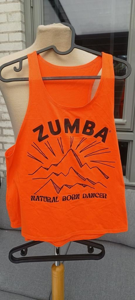 Mooie oranje Zumba top met zwarte opdruk maat S zgan, Kleding | Dames, Sportkleding, Ophalen, Zo goed als nieuw