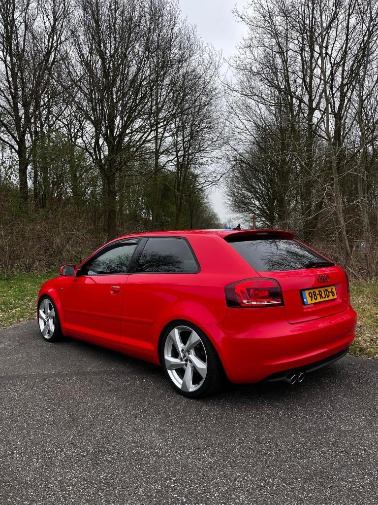 Audi A3 1.4 Tfsi Ambition Pro Line S / NAP / Rood, Voorwielaandrijving, Euro 5, 125 pk, Zwart