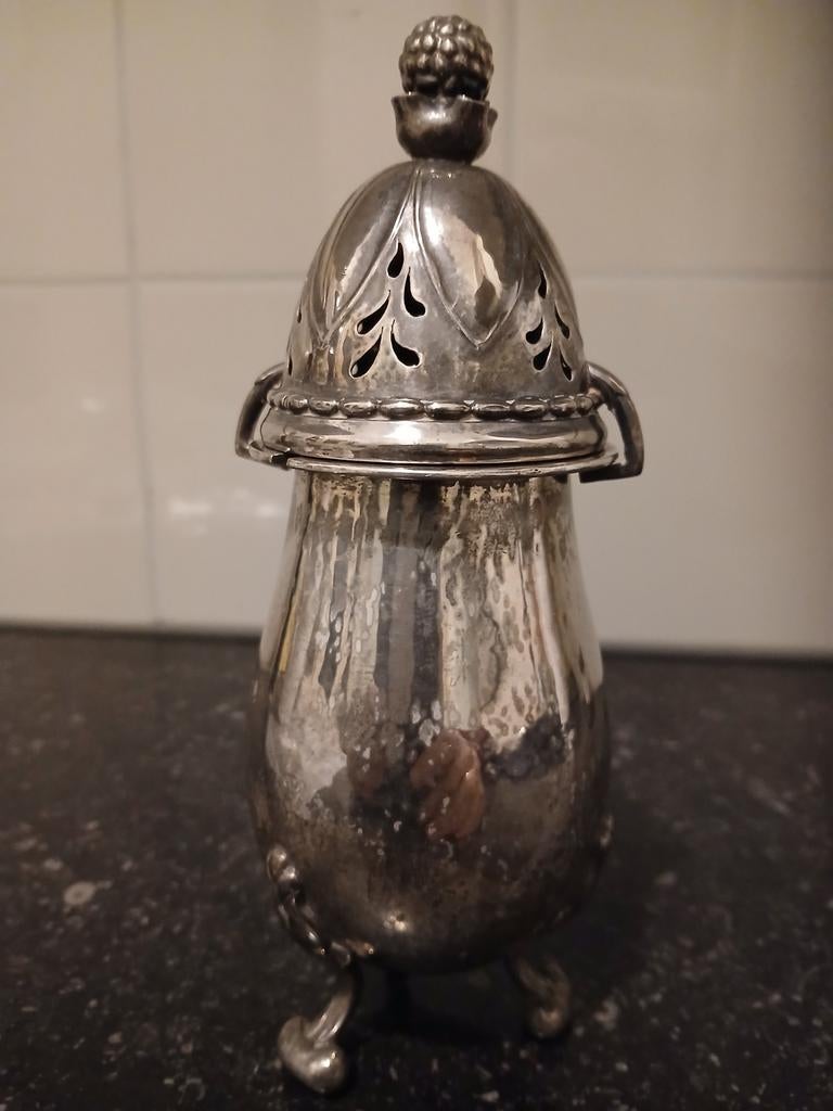 Antieke zilveren strooibus, Ophalen of Verzenden