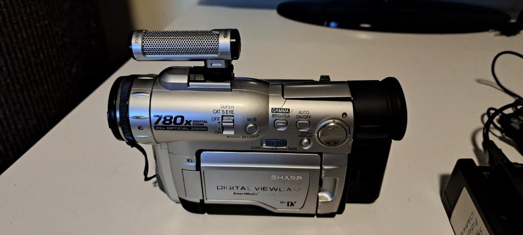 Sharp video camera, Audio, Tv en Foto, Videocamera's Analoog, Ophalen