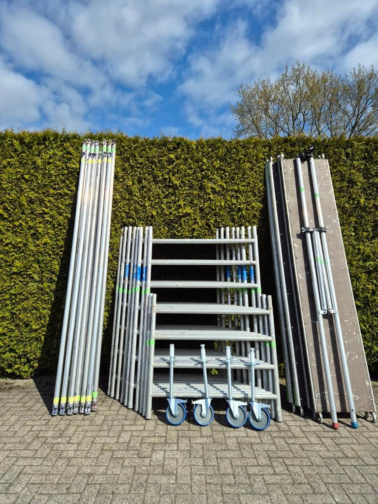 Asc aluminium rolsteiger 10.20 werkhoogte, Ophalen, Gebruikt, Rolsteiger of Kamersteiger, 5 meter of hoger