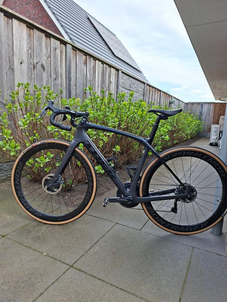 Trek Domane SLR7 Gen.3, 28 inch, Gebruikt, Carbon, Meer dan 20 versnellingen