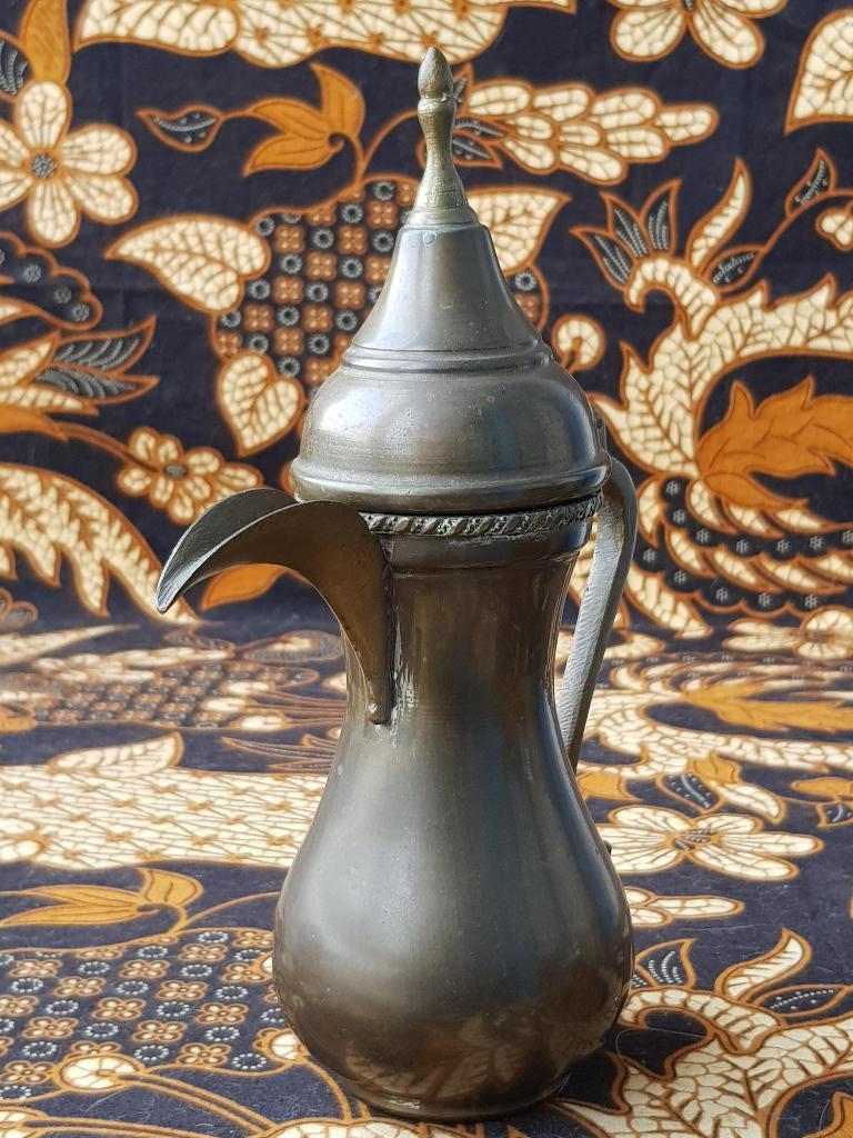 Originele oude Oosterse dallah of koffiepot van koper 22 cm., Ophalen of Verzenden, Koper