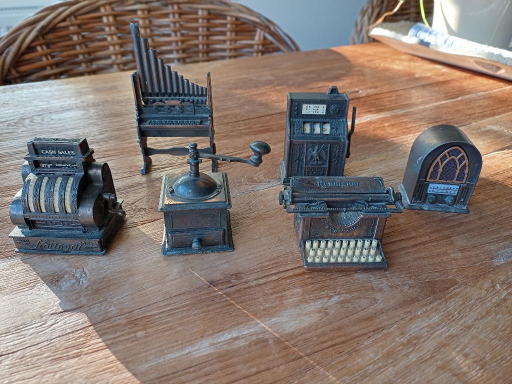 miniatuur metalen puntenslijpers/letterbakfiguren, Ophalen of Verzenden, Gebruikt, Overige typen