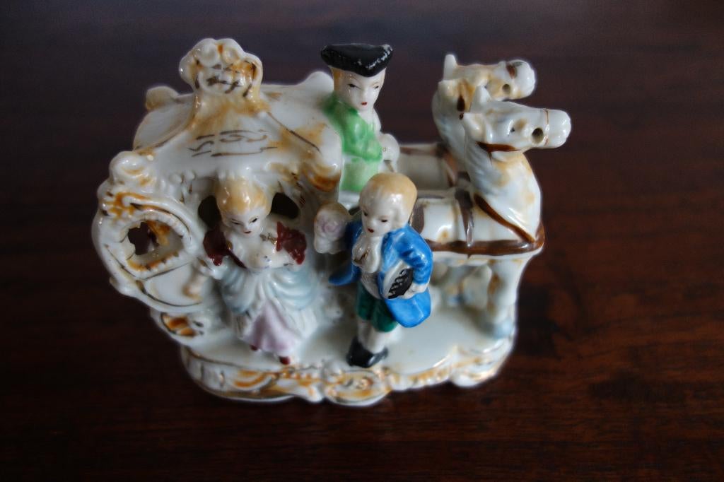 Porselein 2 span koets., Antiek en Kunst, Antiek | Porselein, Verzenden