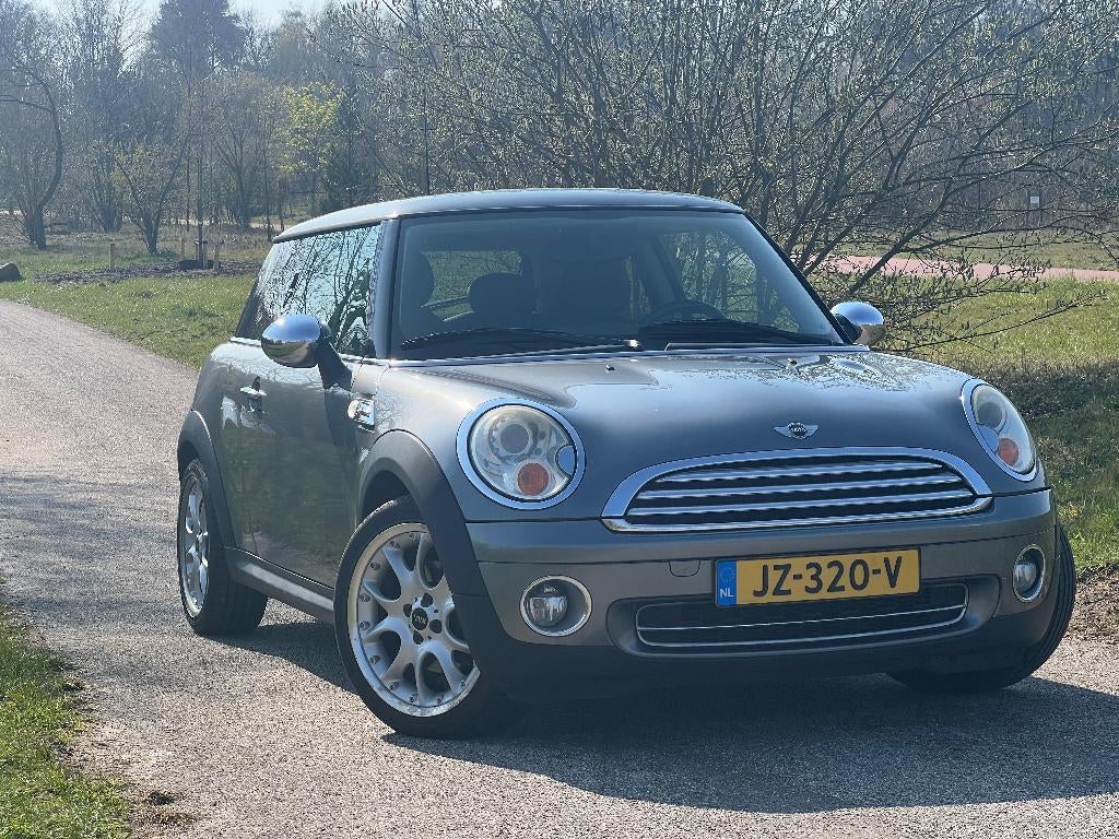MINI Cooper Autom. | Leer | Dealer-onderhouden | Nette staat, Auto's, 15 km/l, Zwart, 4 cilinders, 4 stoelen