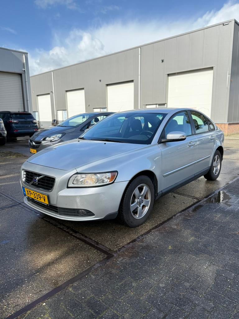 Volvo S40 1.8 2010 137.000 gelopen!, Auto's, Voorwielaandrijving, 1263 kg, 125 pk, 4 cilinders