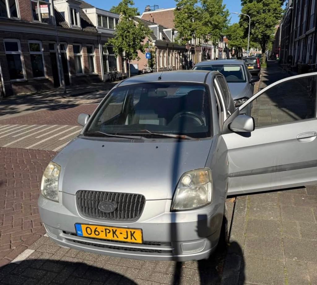 Kia Picanto 1.0 2004 Grijs, Voorwielaandrijving, 836 kg, 31 €/maand, 4 cilinders