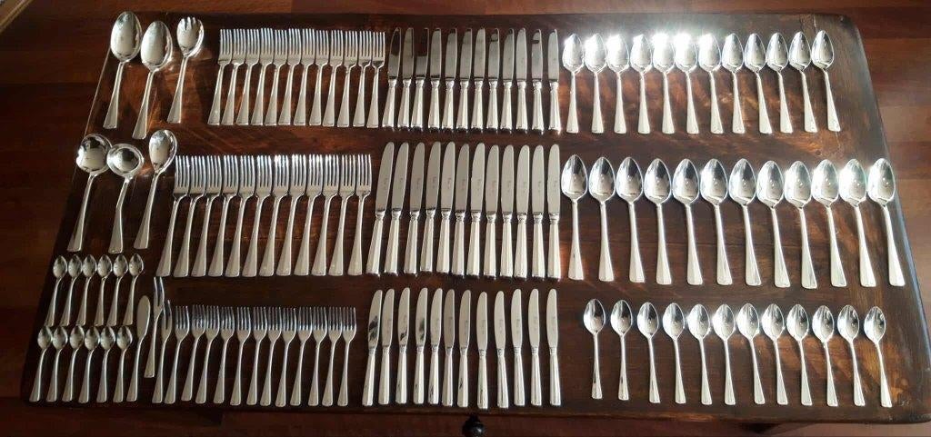 Grote cassette Haags Lofje SOLA-100, 12-persoons, 129-delig!, Ophalen, Zo goed als nieuw, Zilver, Bestekset