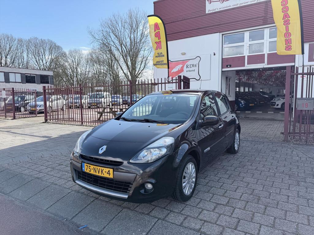 Renault Clio 1.2 16V 79 pk 5D Collection, Mistlampen, 535 kg, Gebruikt, 4 cilinders