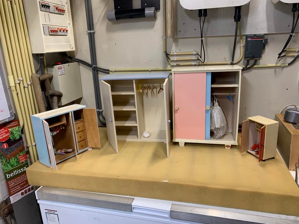 Okwa/vintage/poppenkleertjes/kastjes/jaren 50/60/Set, Ophalen of Verzenden, Gebruikt, Poppenhuis