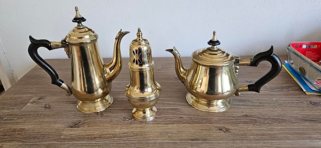 Koper of bronze thee en koffie pot, Ophalen of Verzenden