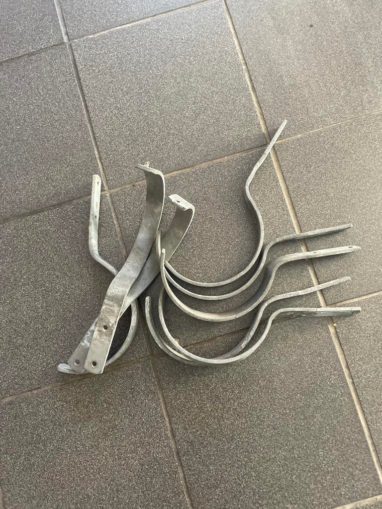 Gegalvaniseerde beugels voor goot (8stuks), Overige materialen, Gebruikt, Overige typen, Ophalen of Verzenden